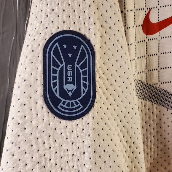 Nike White And Navy Olympic Full-Zip Jacket - Picture 5 of 5